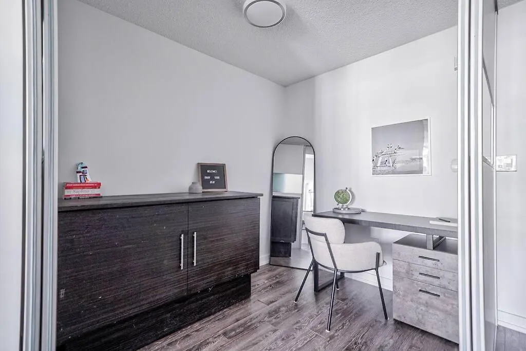 Designer 2Br Downtown Condo, Rogers Center Toronto 0*,